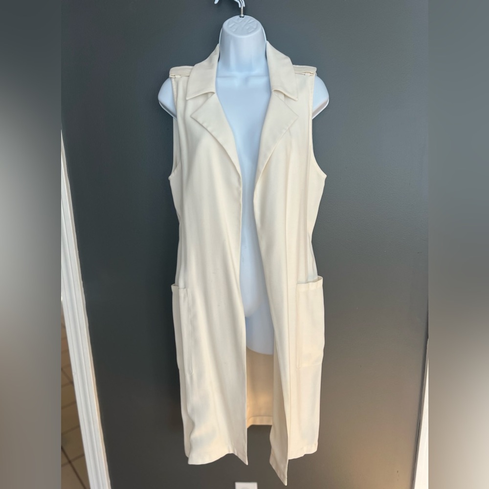 TROUVÉ Belted Long Vest